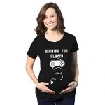 Crazy Canines T-Shirts Maternity Looking ahead to Player 3 Humorous Im Pregnant Shirt Disclose Pregnancy Gamer T Shirt (Gloomy) – M