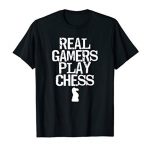 Staunch Gamers Play Chess – Board Sport Geek Distressed T-Shirt